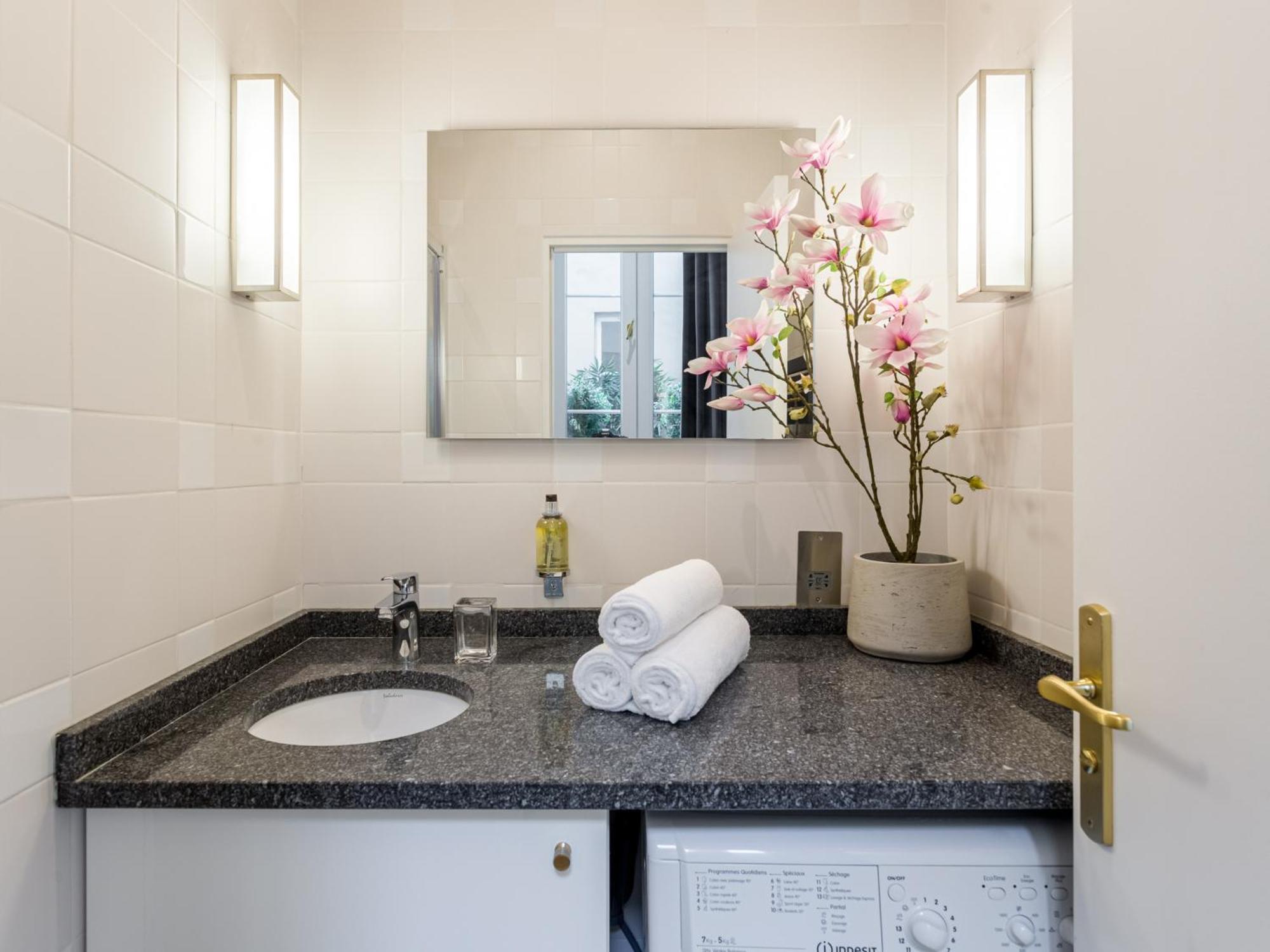 Merveil - Luxury Suite - Louvre - Aboukir IV Paris Exterior photo